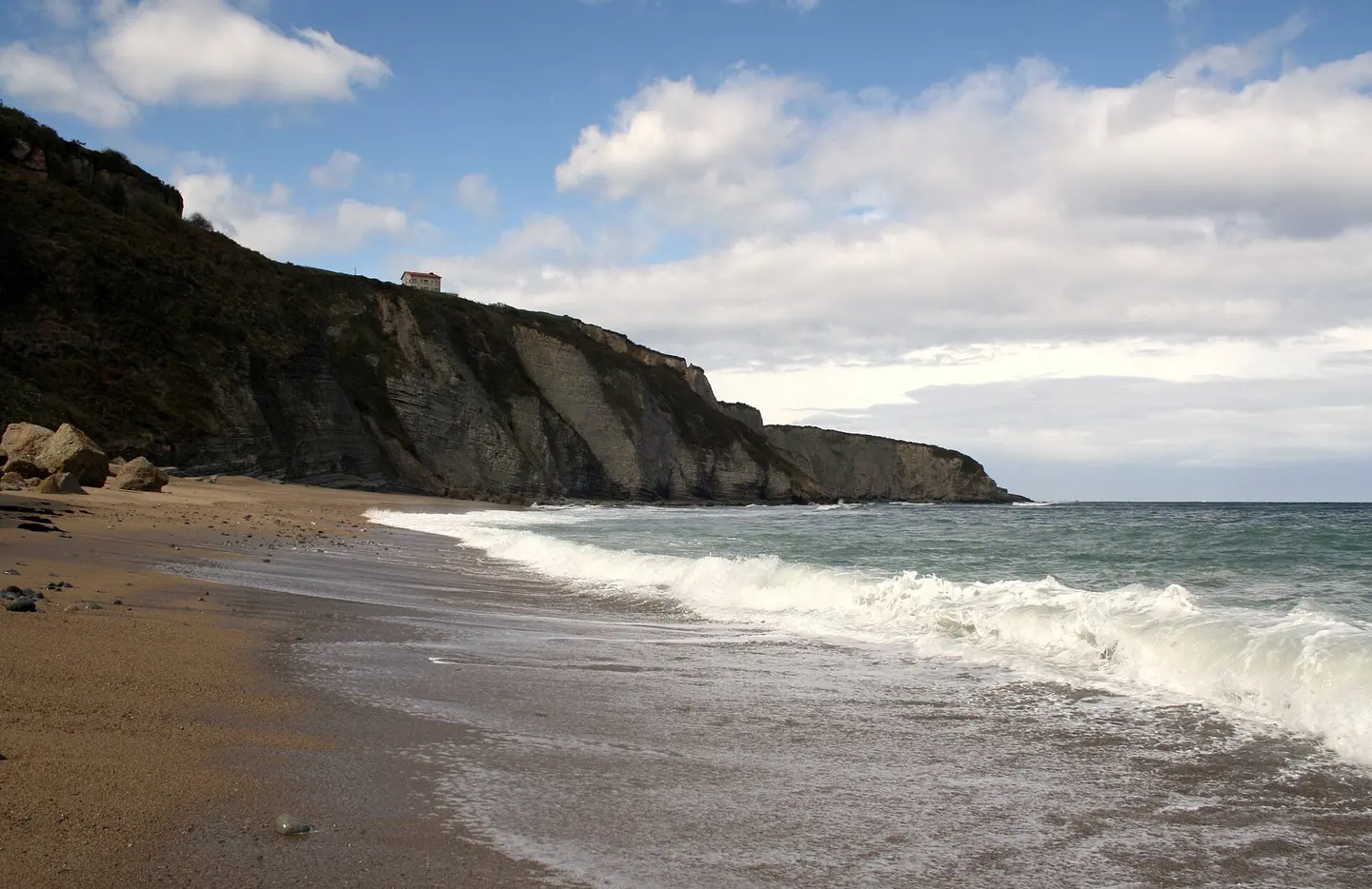 Playa de Cagonera y Serín