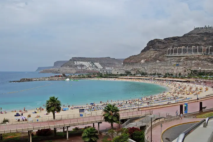Playa Amadores