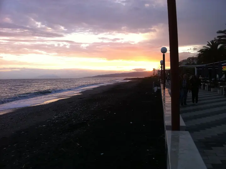 Playa Cenicero-Las Lindes