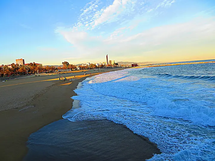 Playa de La Nova Icària