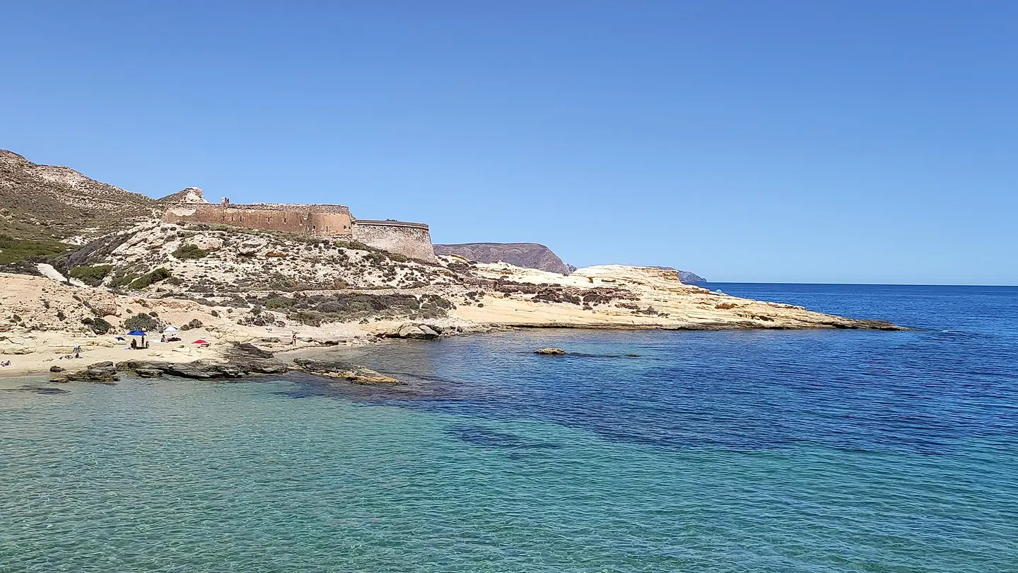 Playa El Playazo de Rodalquilar