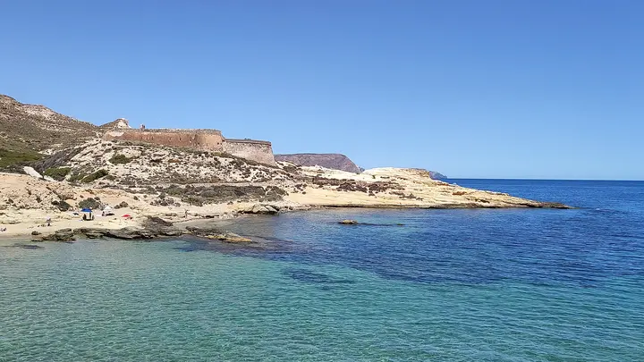 Playa El Playazo de Rodalquilar