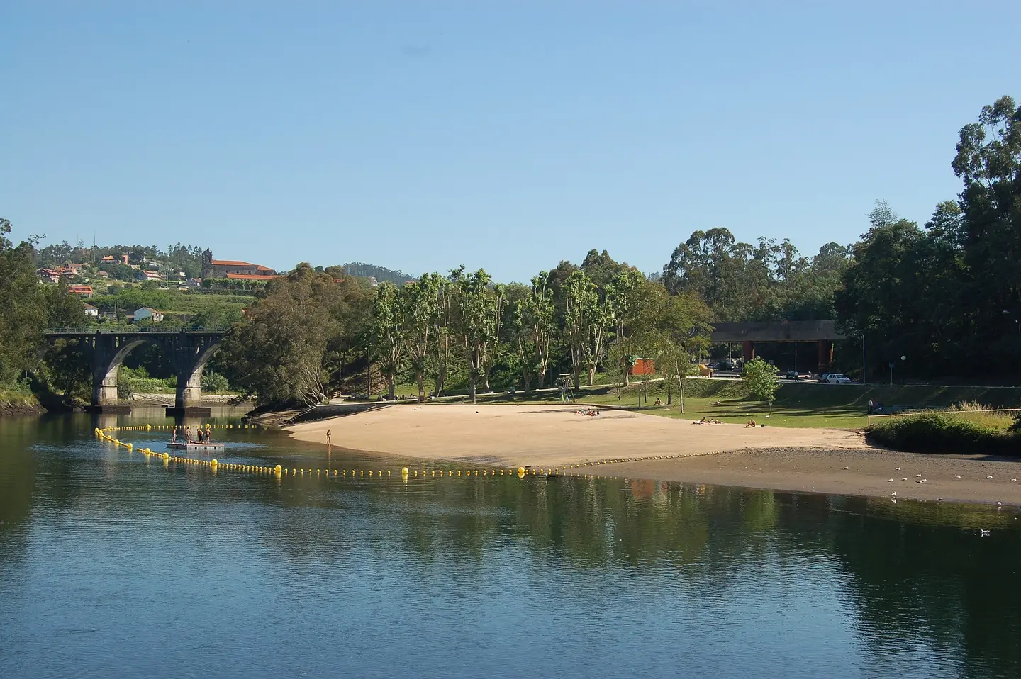 Playa fluvial río Lérez