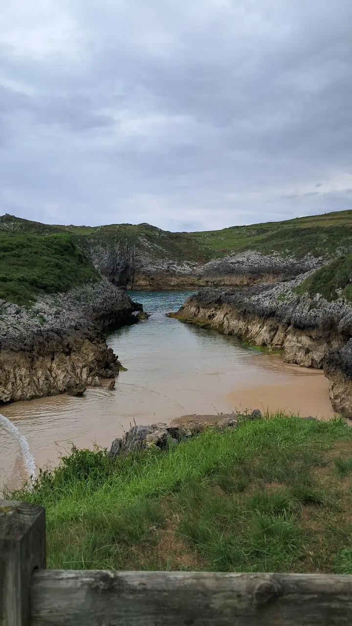Playa de Portiellu de Cué