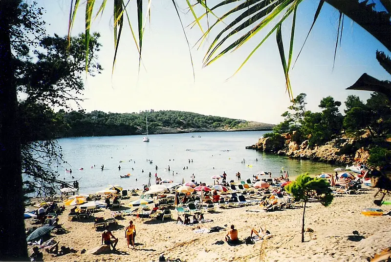 Playa de S'Arenal Petit de Portinatx